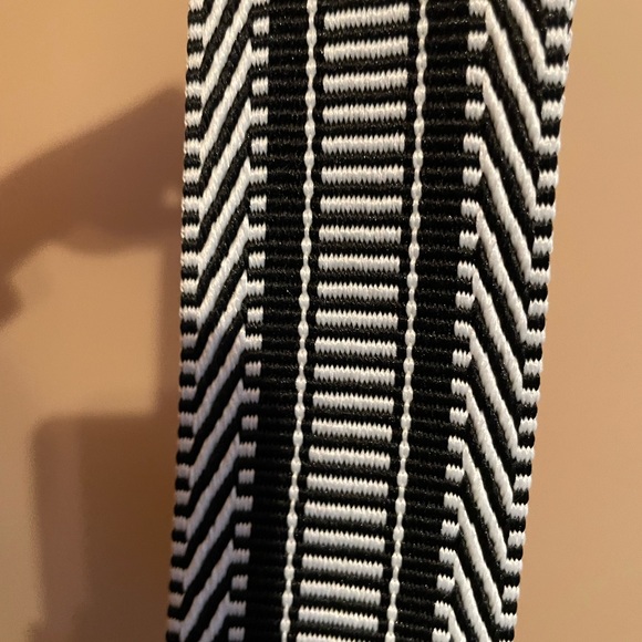 Initials, Inc. Luna Purse with Guitar Strap - Picture 7 of 12